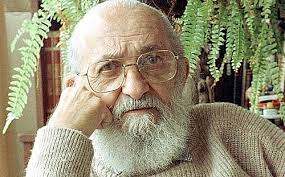 portrait of Paolo Freire