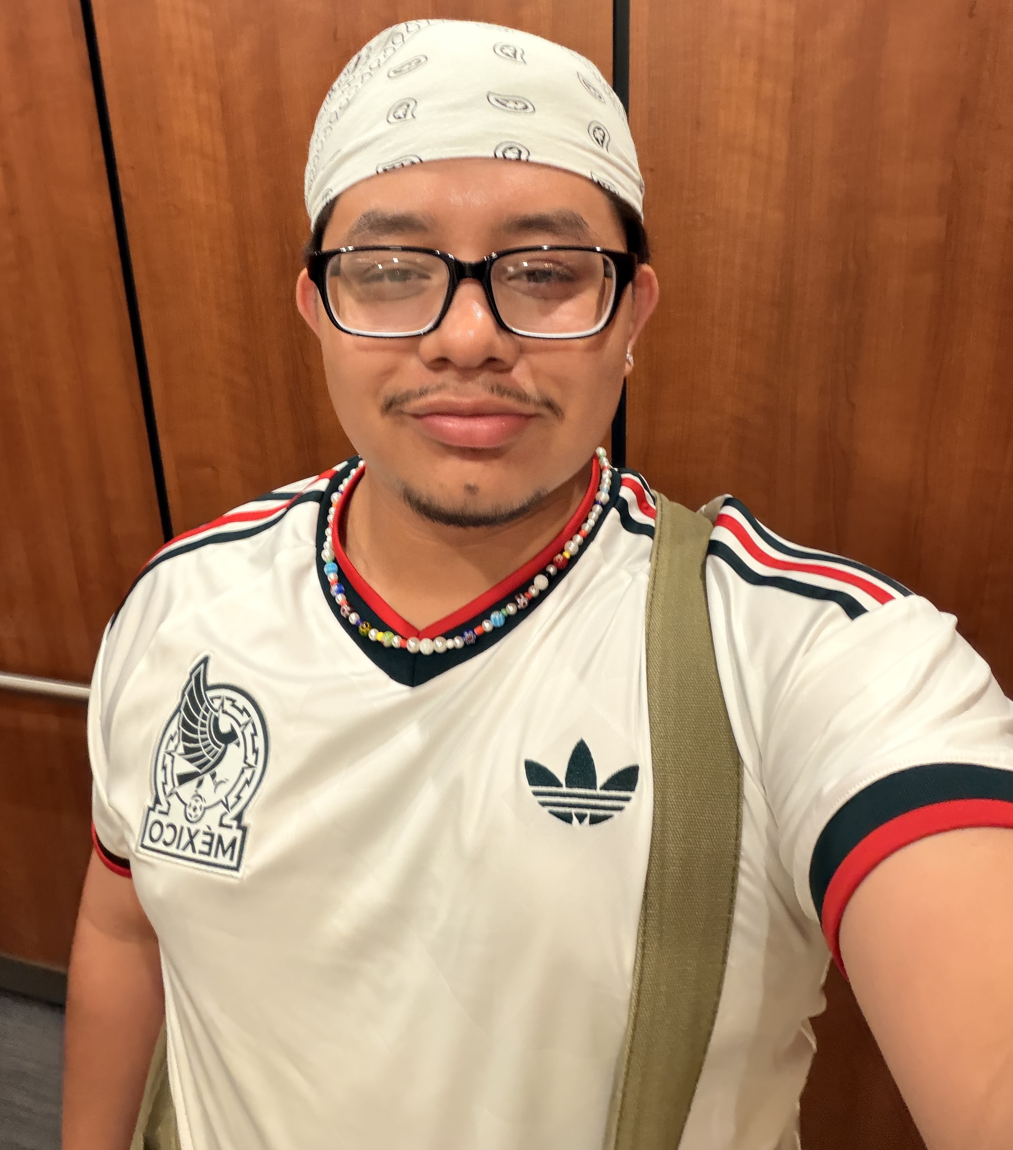 Antonio Selfie